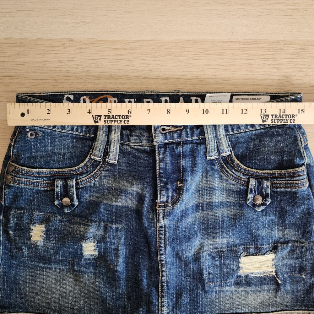 Southern Thread Denim Mini‎ Skirt Blue Distressed Womens Size 26 Western Cowgirl - Picture 13 of 16